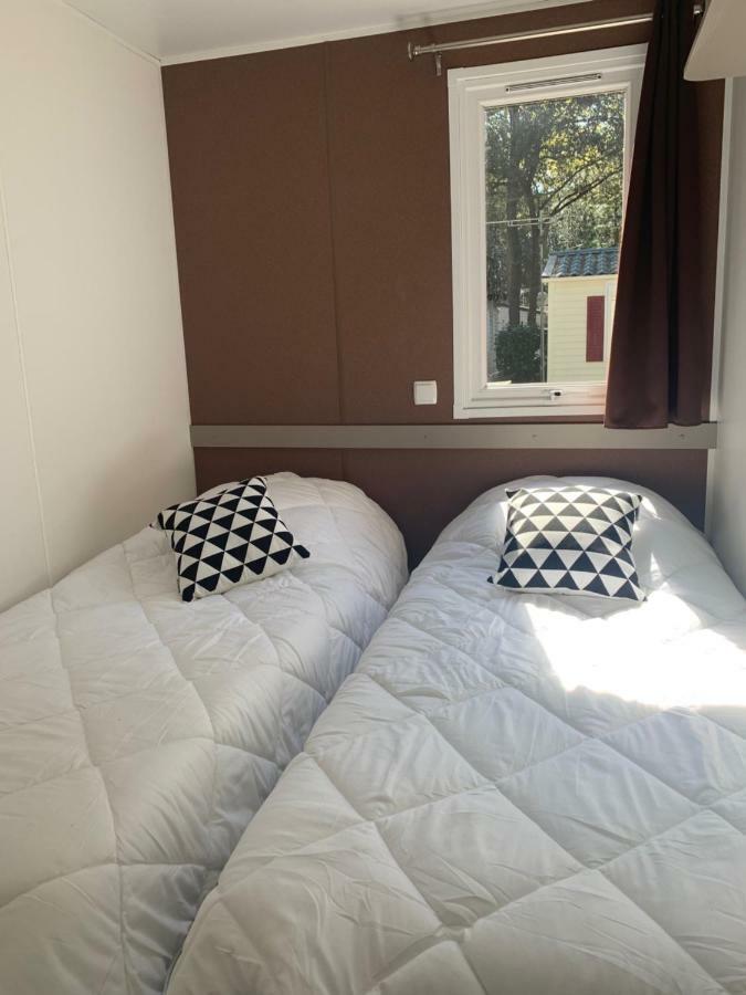 Mobil Home Les Pierres Couchees 4* St Brevin Les Pins Saint-Brevin-les-Pins Exterior photo